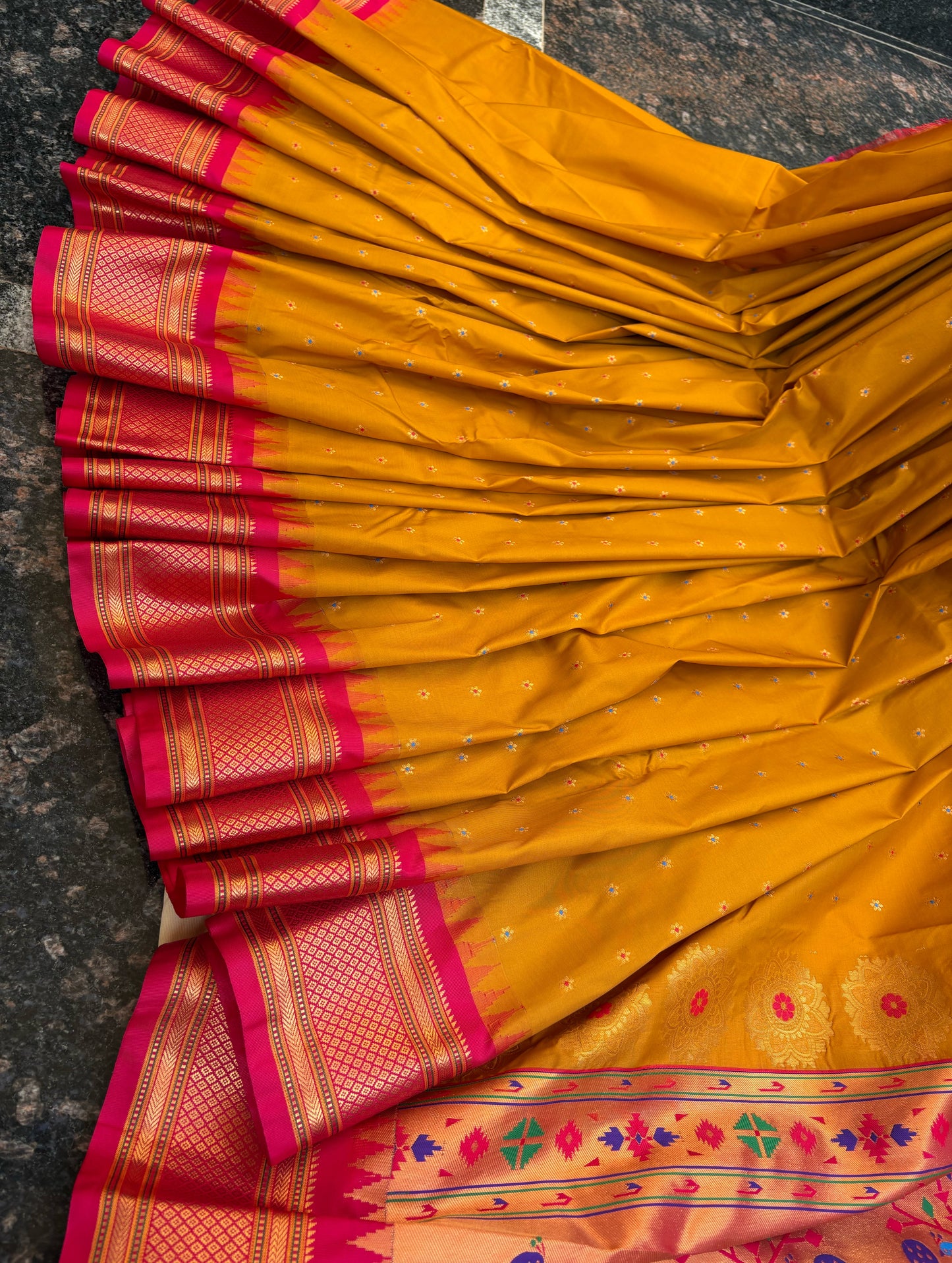 Gadwal semi pattu