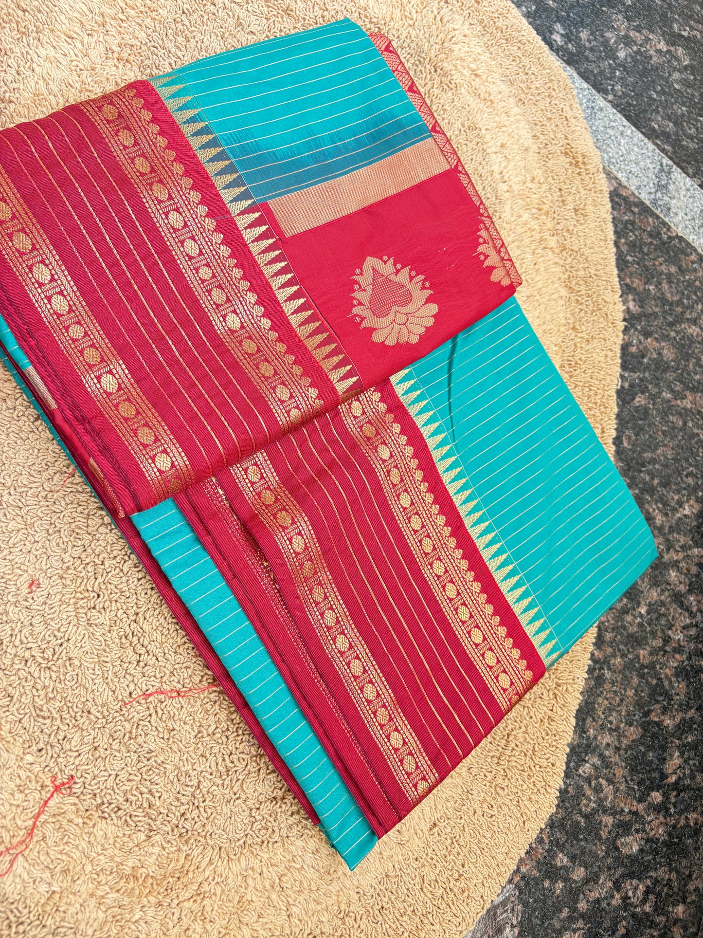 Gadwal semi silk saree