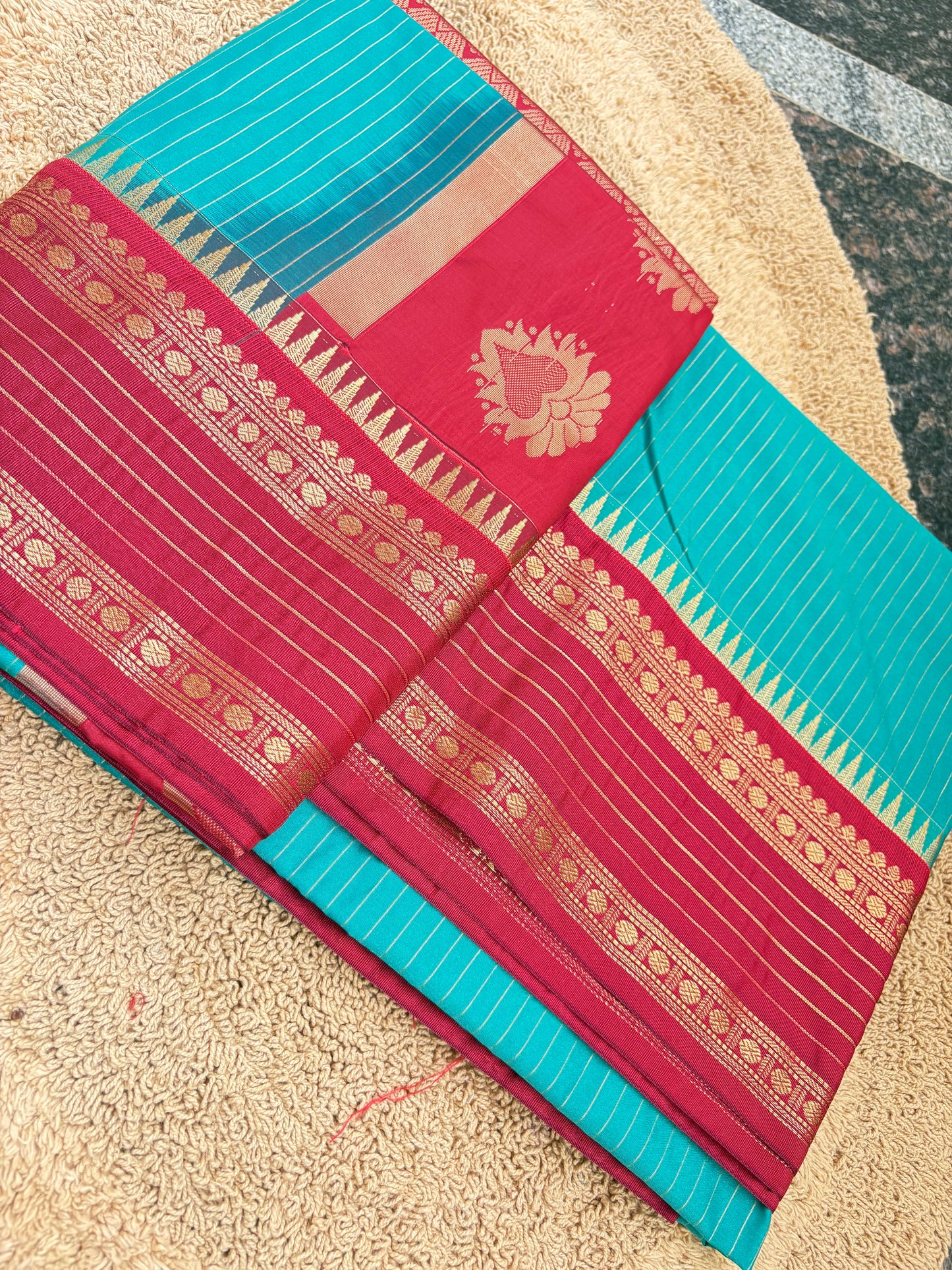 Gadwal semi silk saree