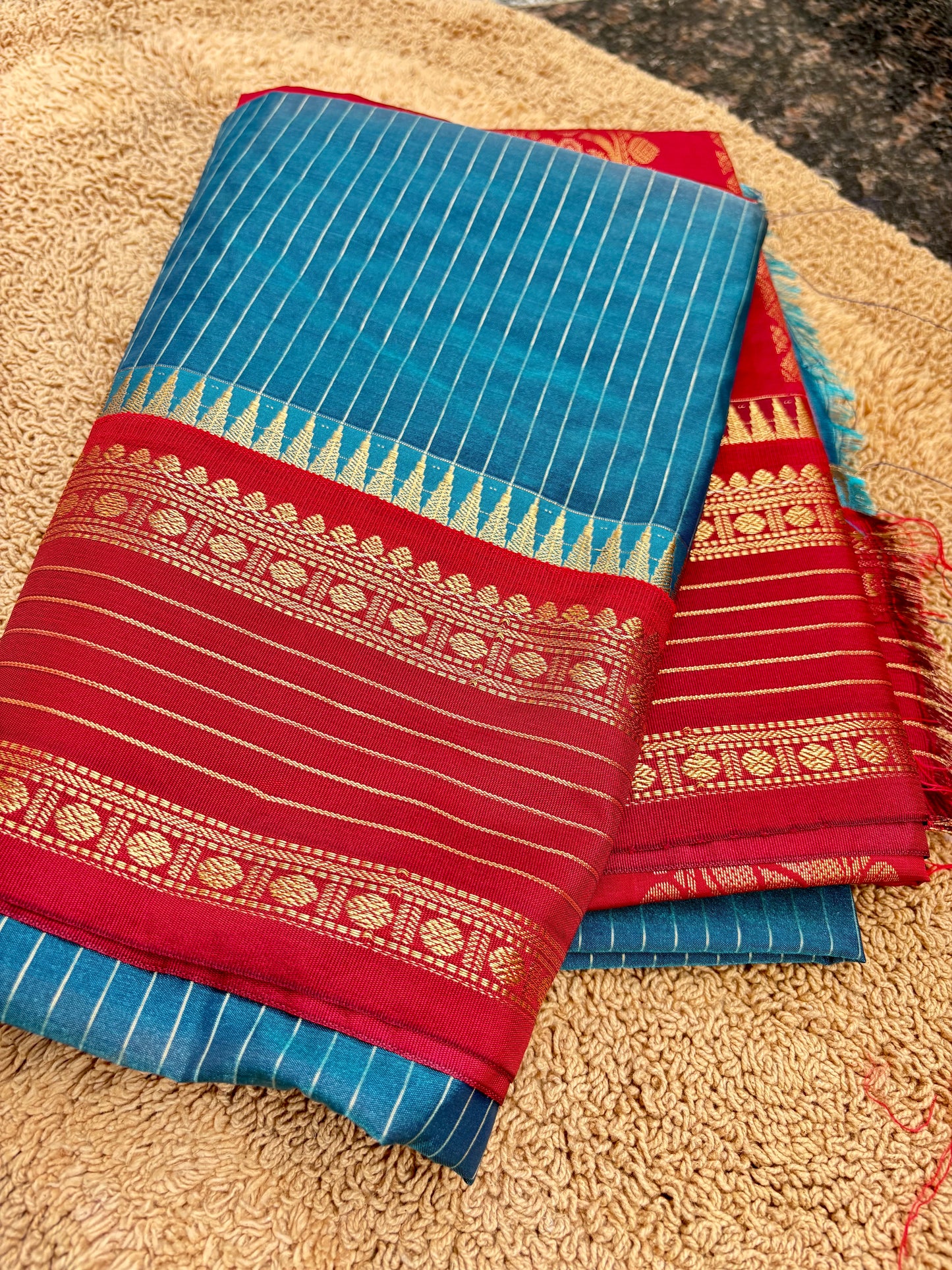 Gadwal semi silk saree