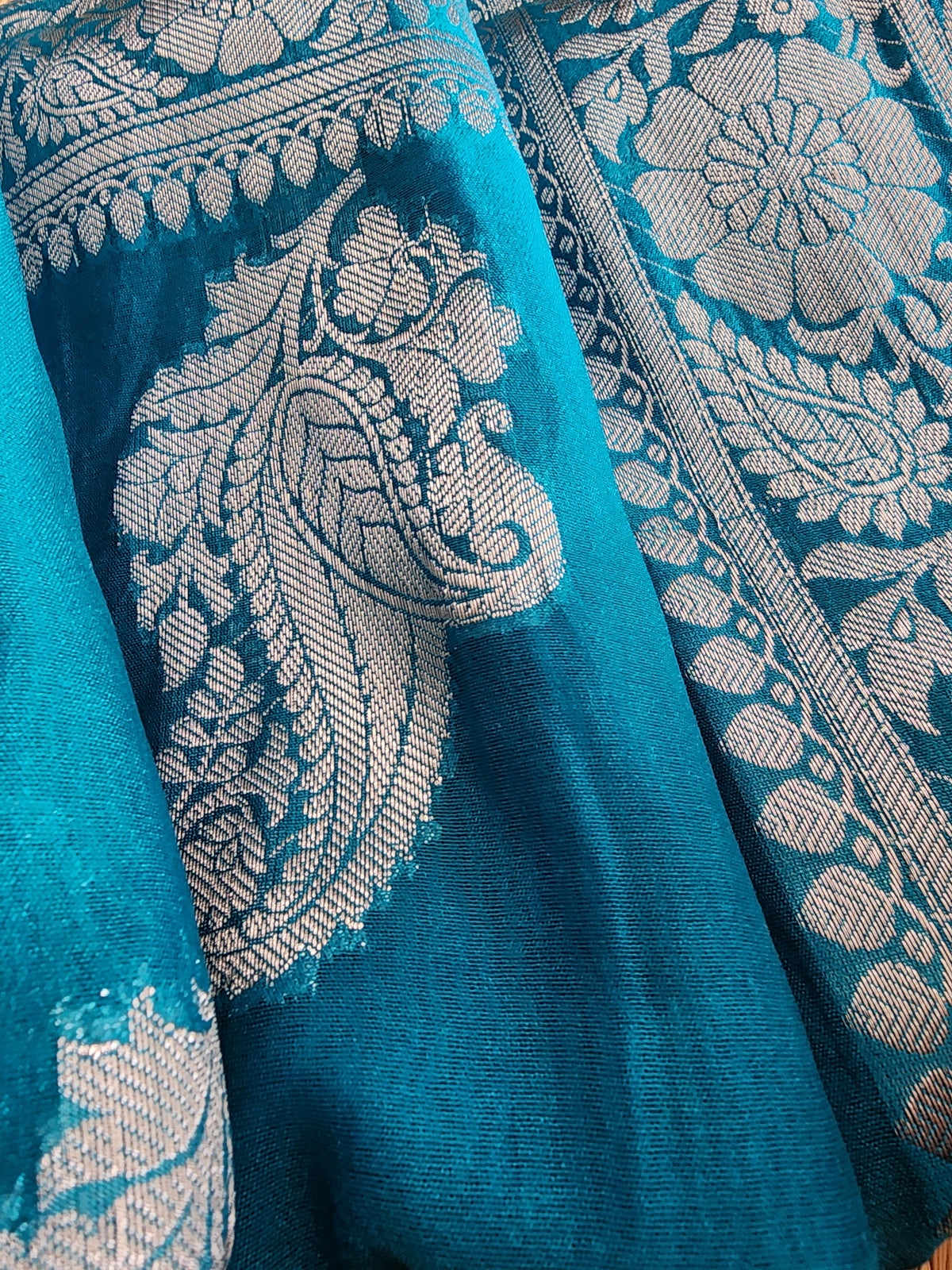 Banaras semi georgette