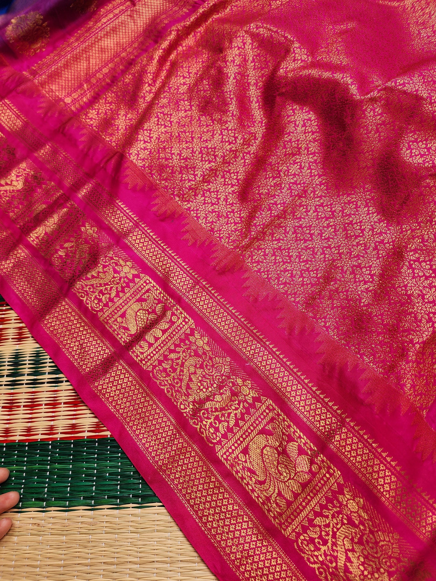 Gadwal premium semi silk