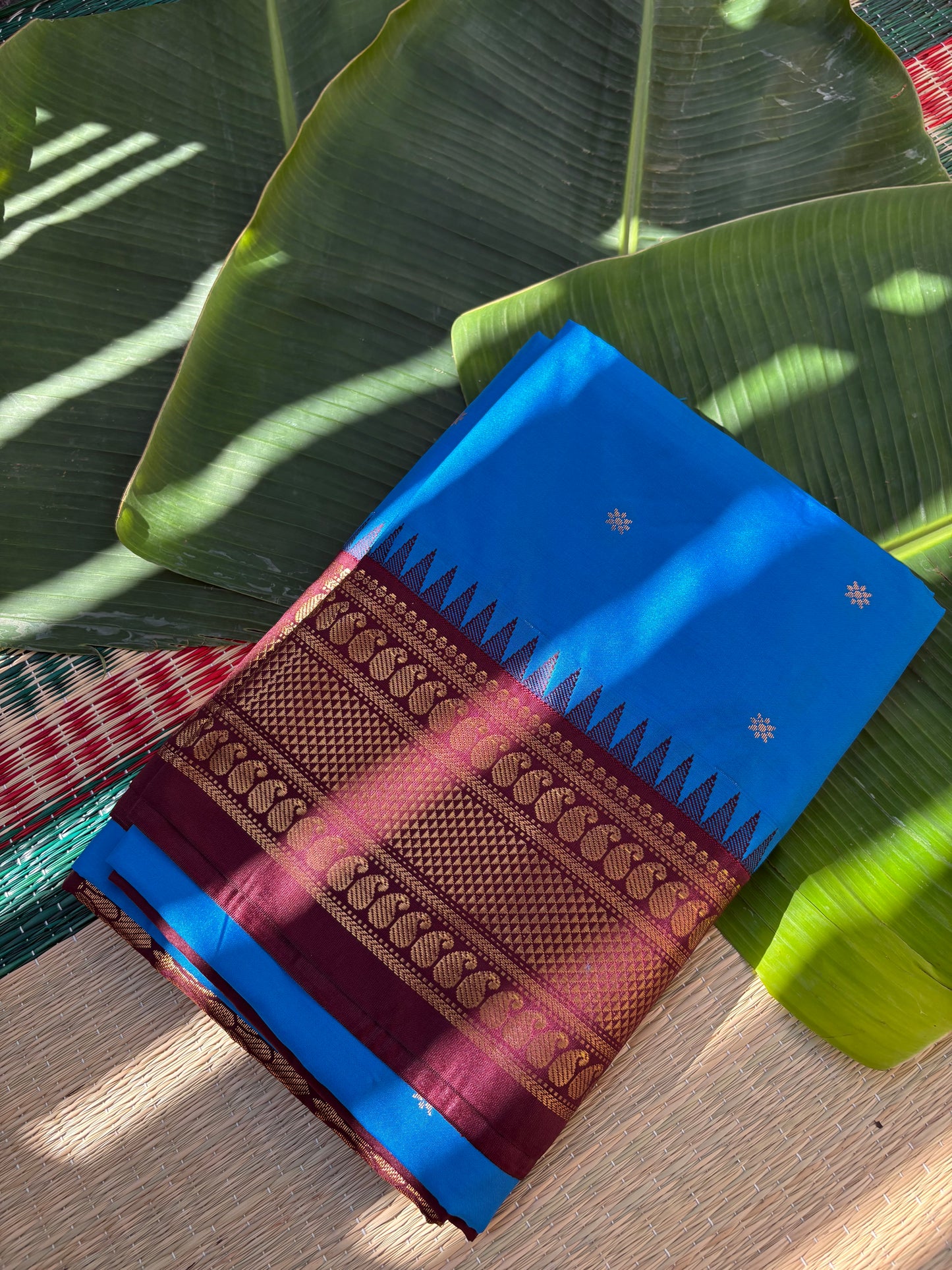 Gadwal semi silk saree