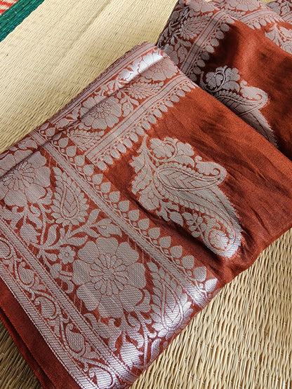 Banaras semi georgette
