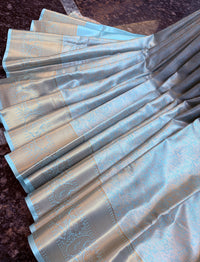 Tissue with Kanchi border