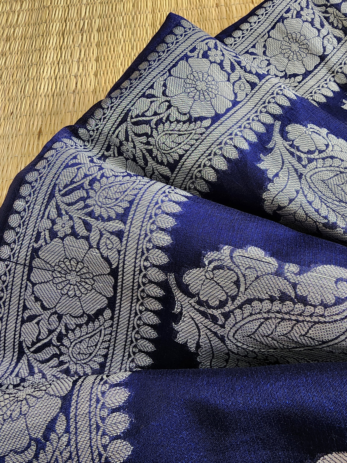 Banaras semi georgette