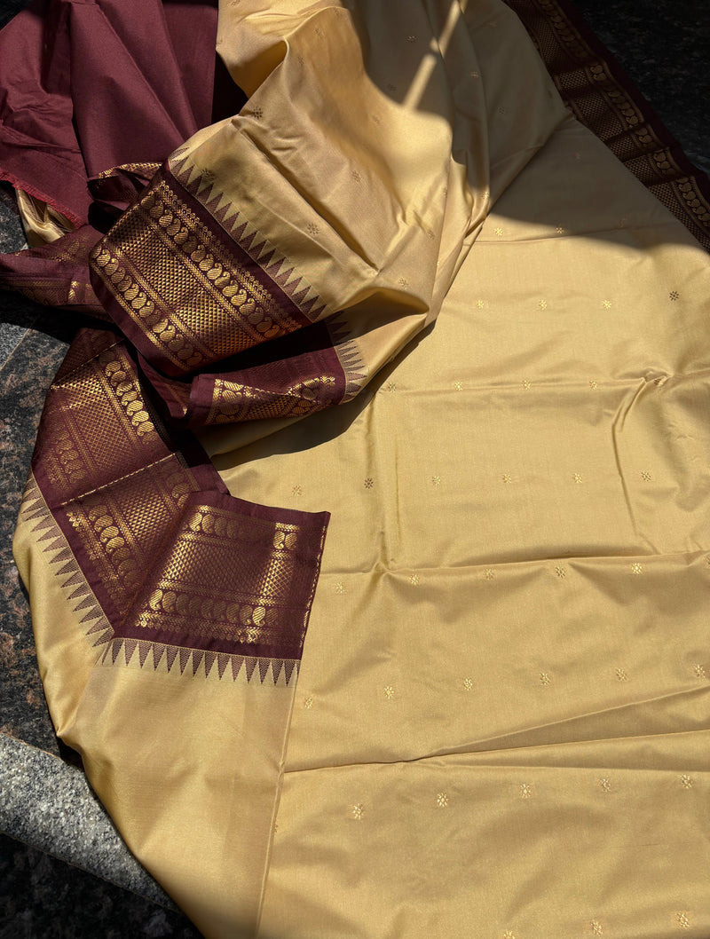 Gadwal semi silk saree