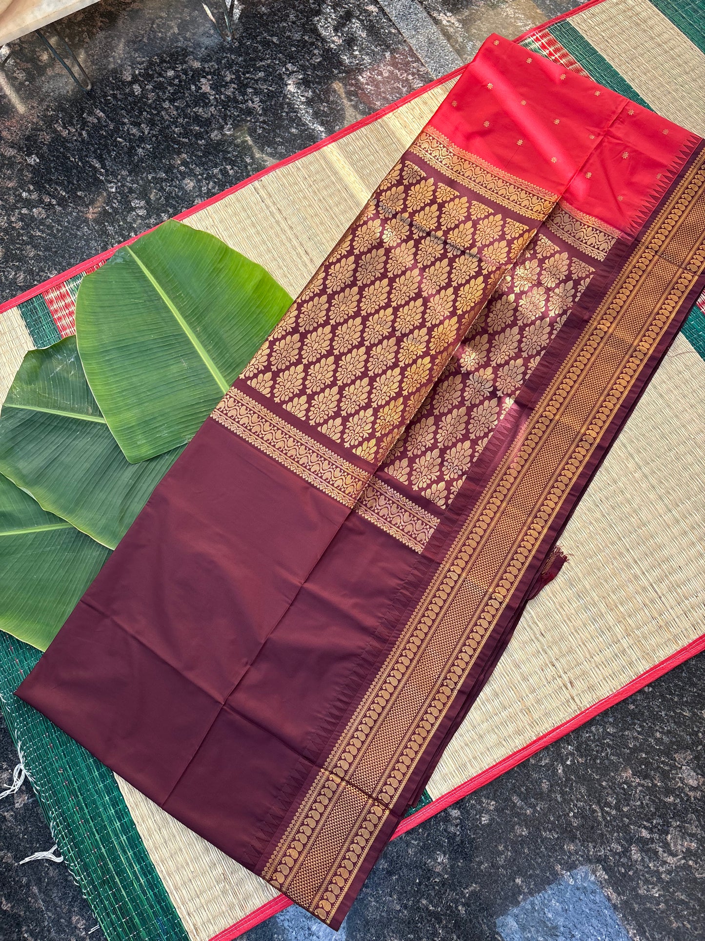 Gadwal semi silk saree