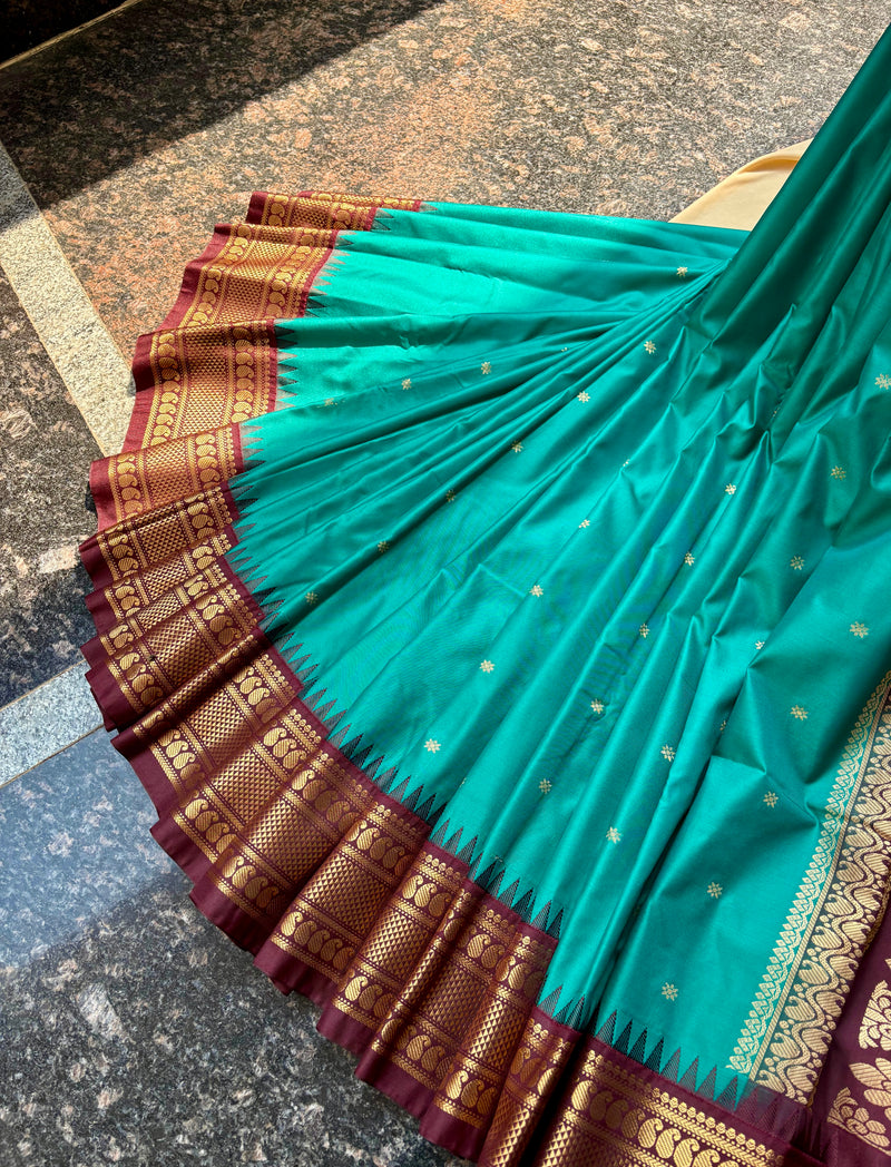 Gadwal semi silk saree
