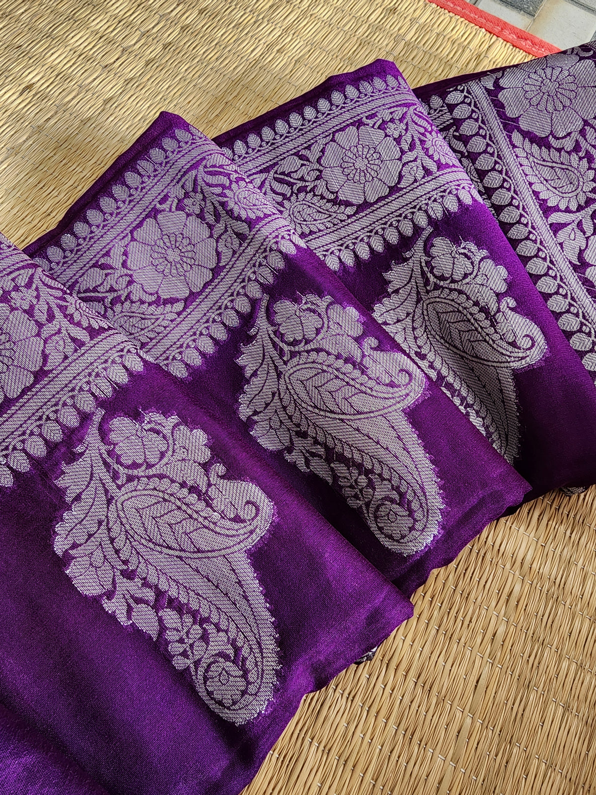 Banaras semi georgette