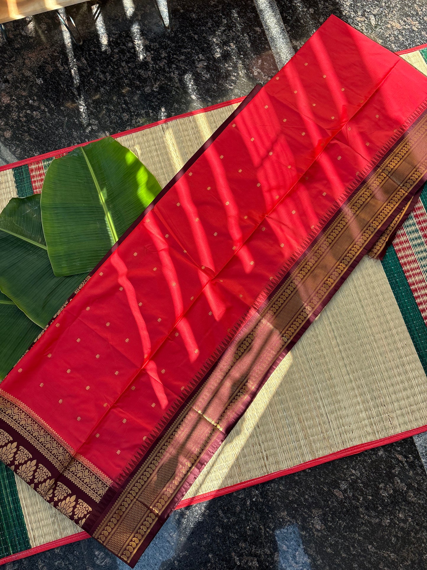 Gadwal semi silk saree
