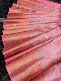 Tissue with Kanchi border