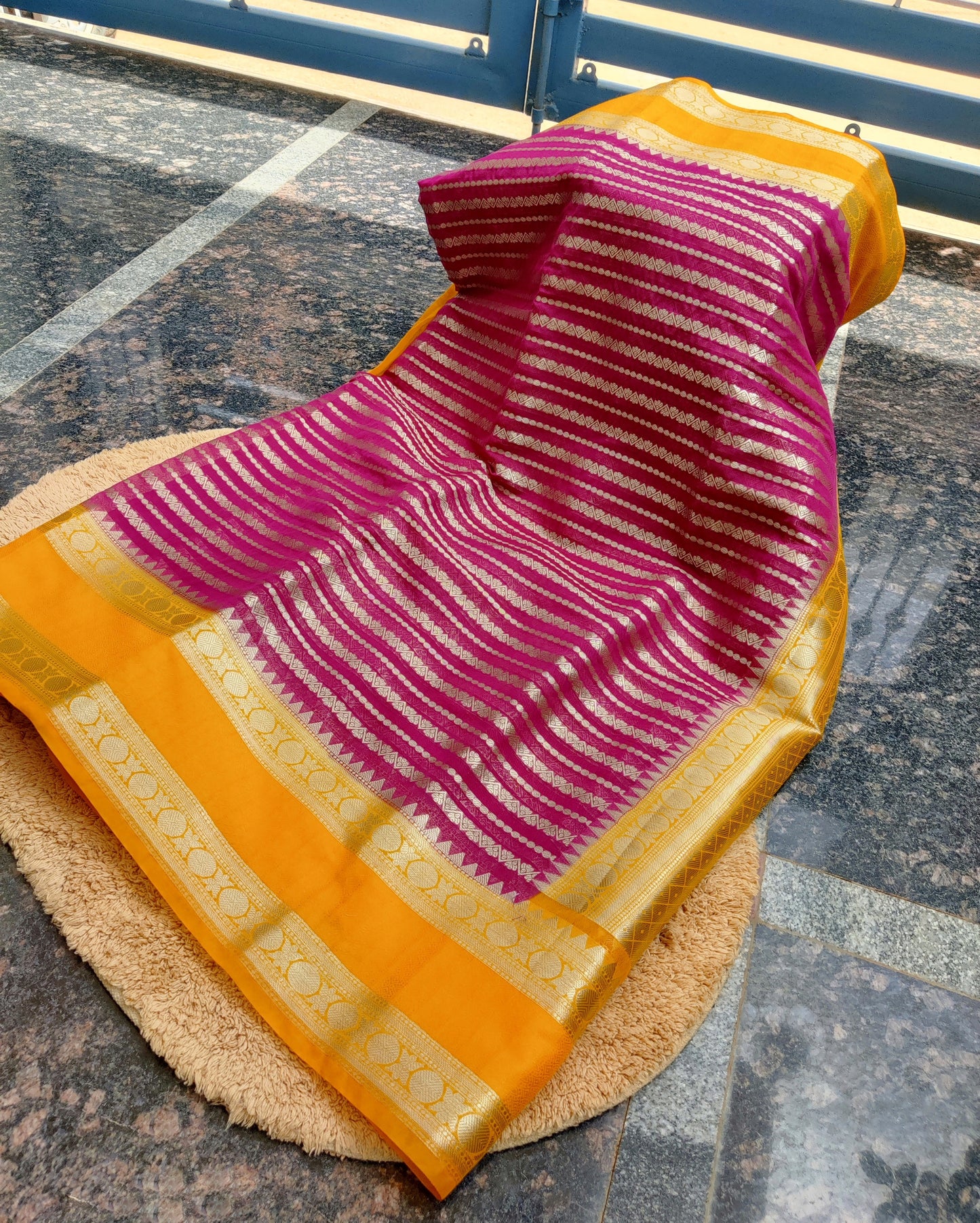 Banaras semi Georgette