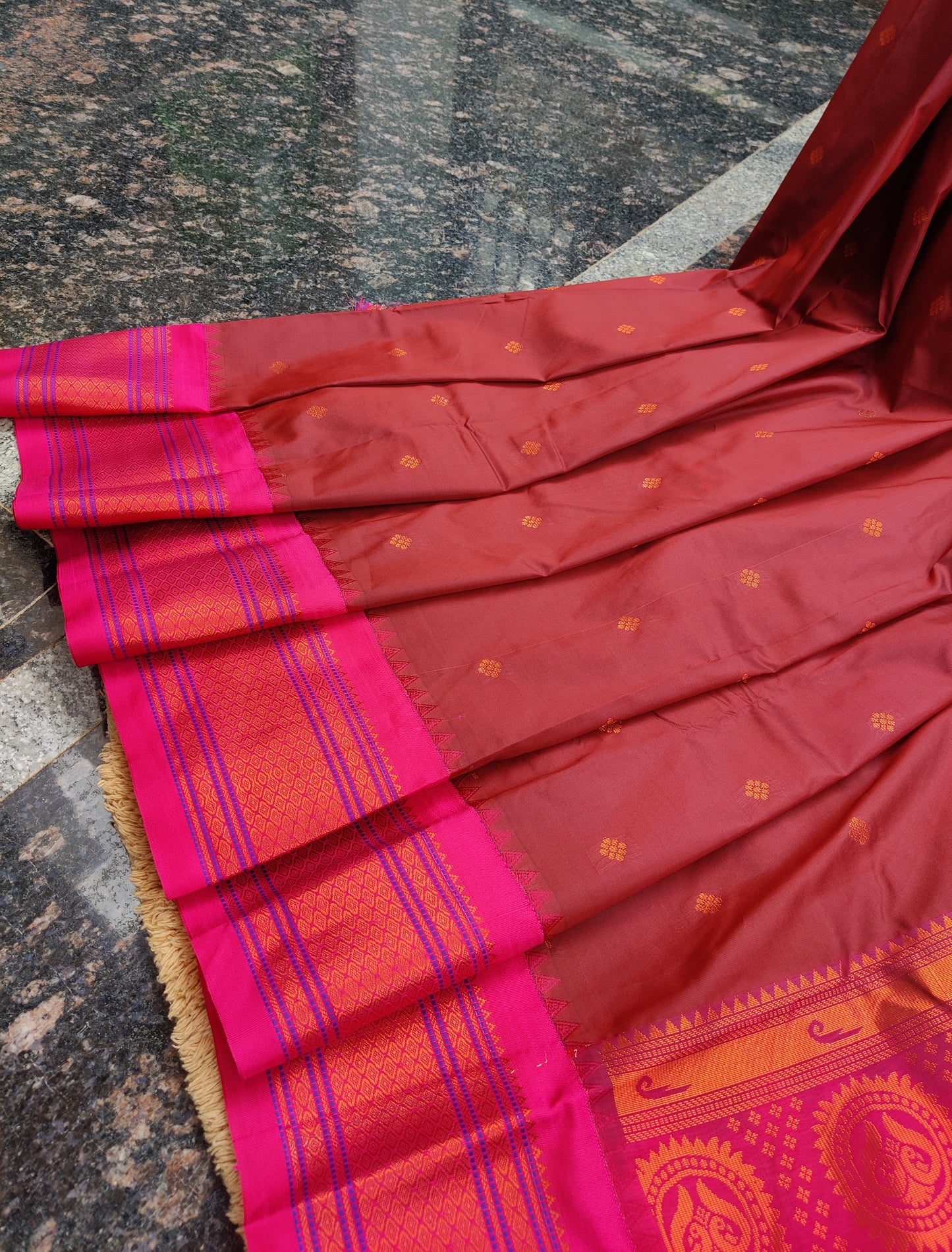 Semi Gadwal silk saree