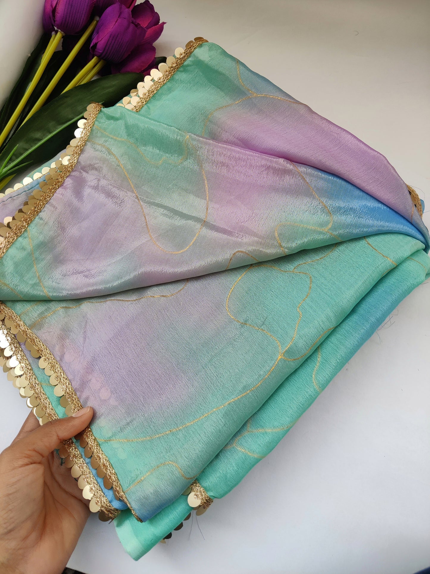 Chinon saree